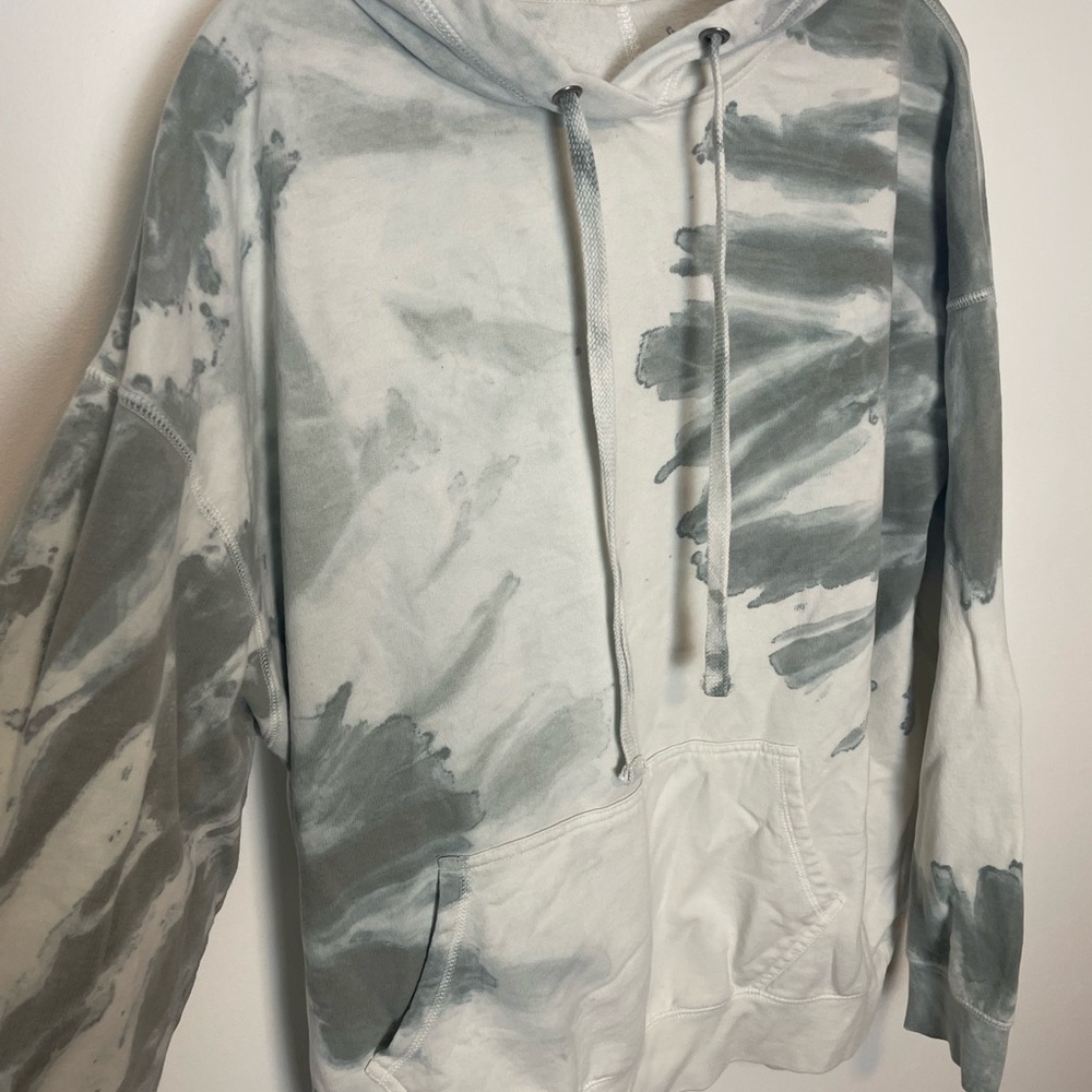 🎉2/$10 Tie Dye Hoodie small - Picture 2 of 4